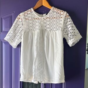 Vici Medium Elegant White Lace Blouse
